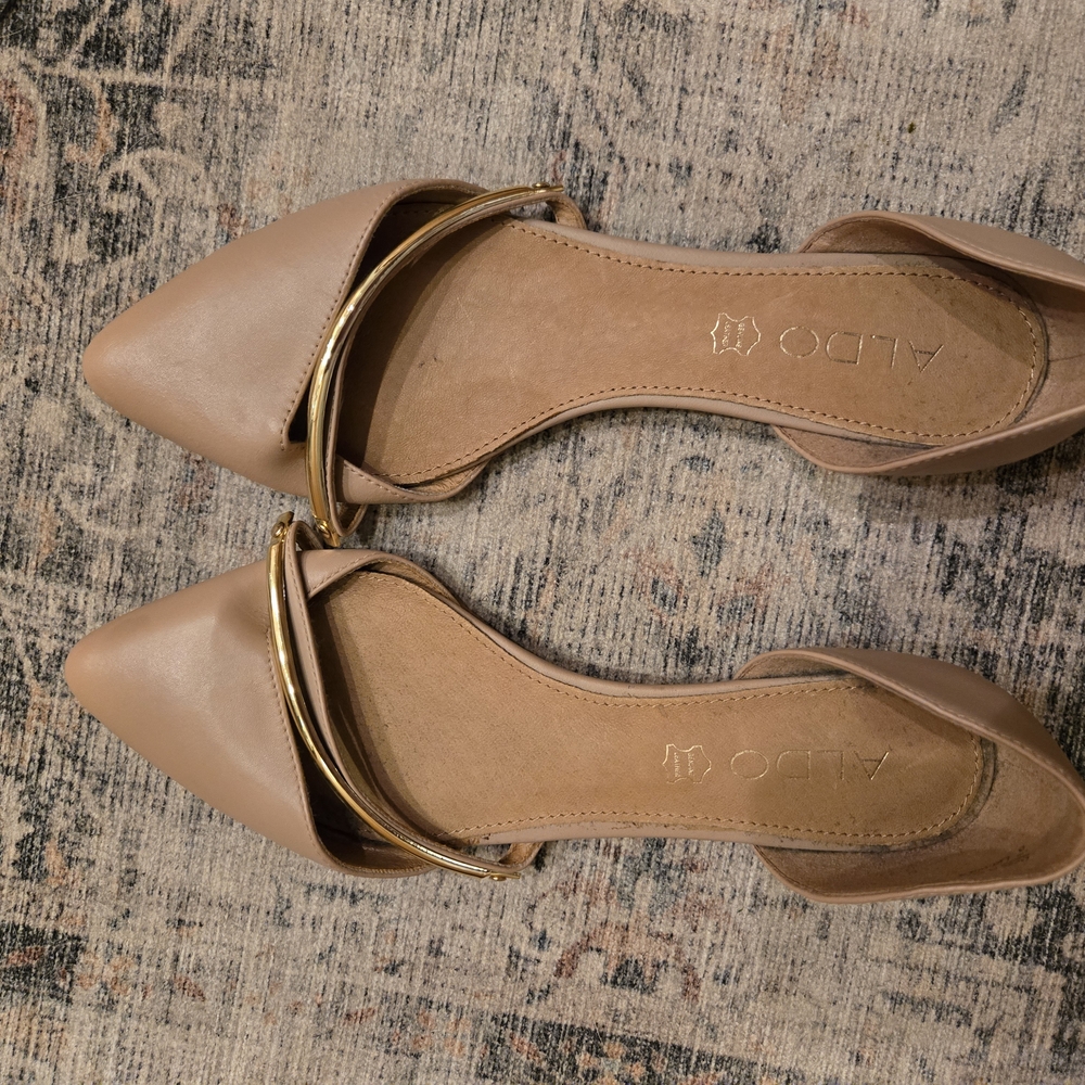 Aldo Women's Tan Flats